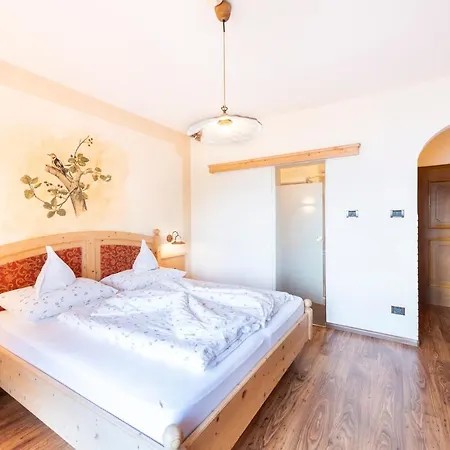 Hotel Moserhof Schenna